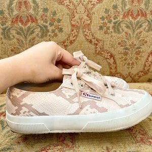 Superga Sneakers